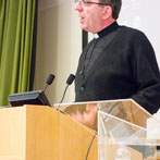Oxford Ceramics Fair 2015, Richard Coles who gave a talk about, amongst other things his love of ceramics